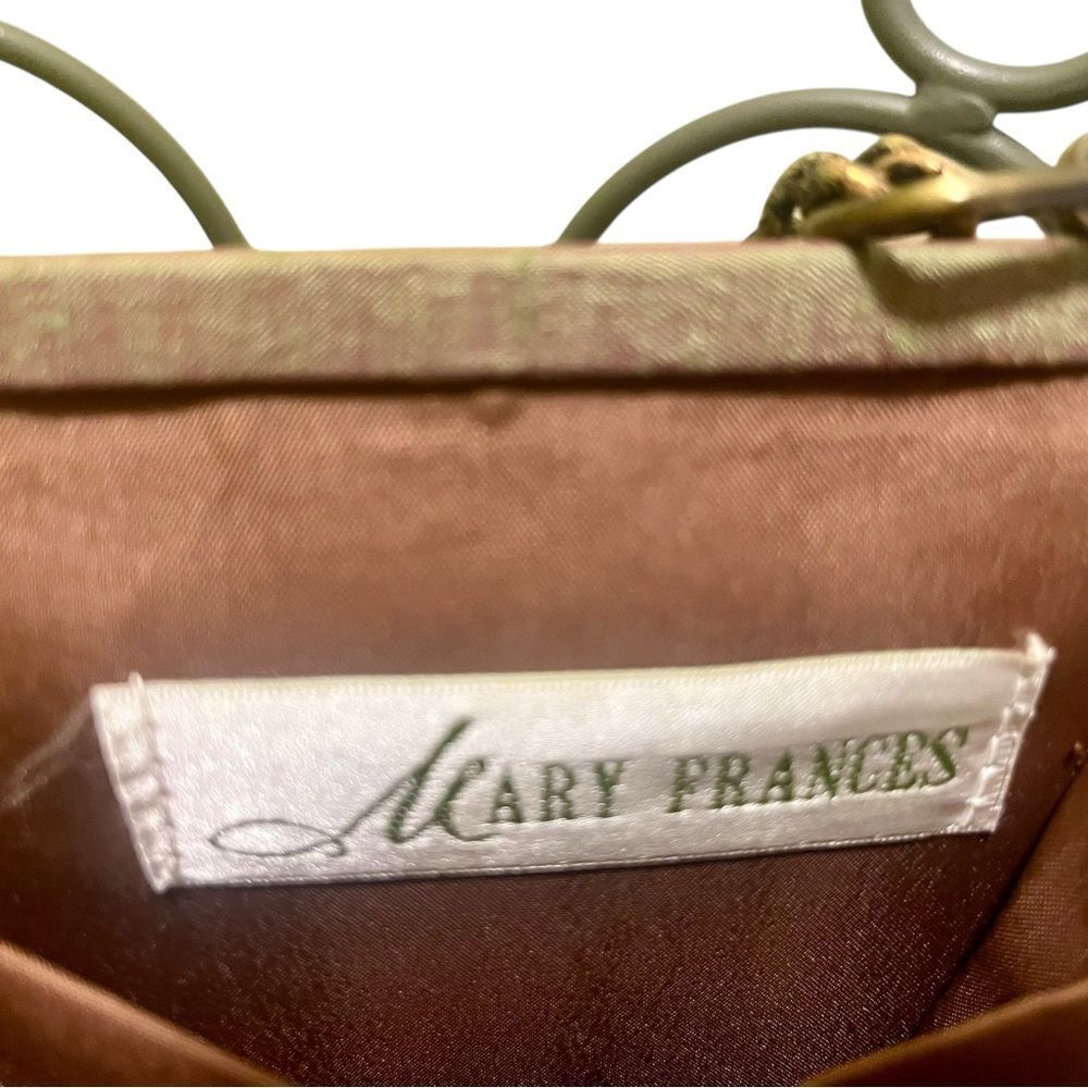 Mary Frances purse - Picture 2 of 10